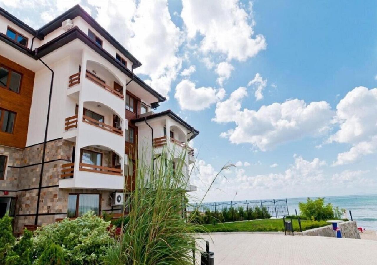 Robinson Beach Apartments Burgas-provinsen Eksteriør bilde