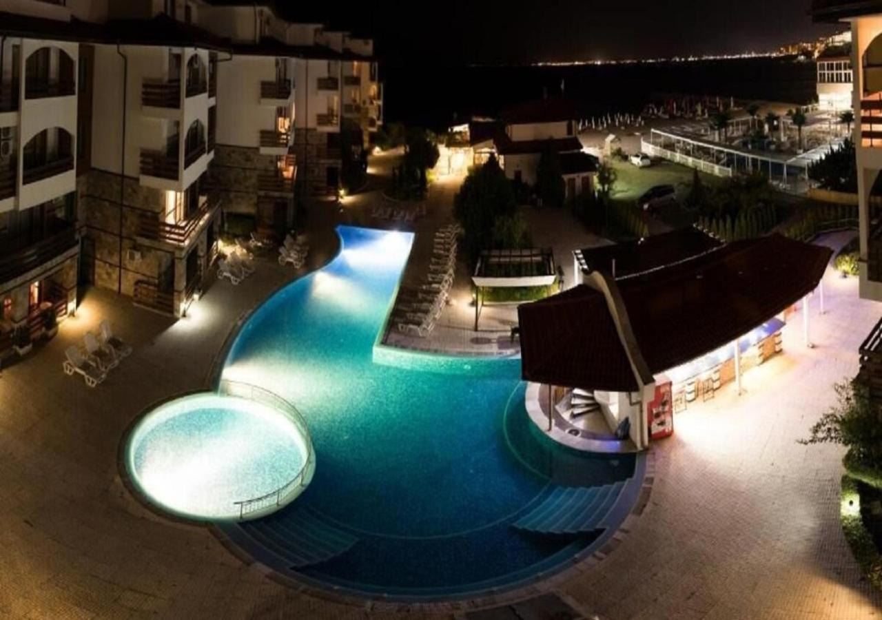 Robinson Beach Apartments Burgas-provinsen Eksteriør bilde
