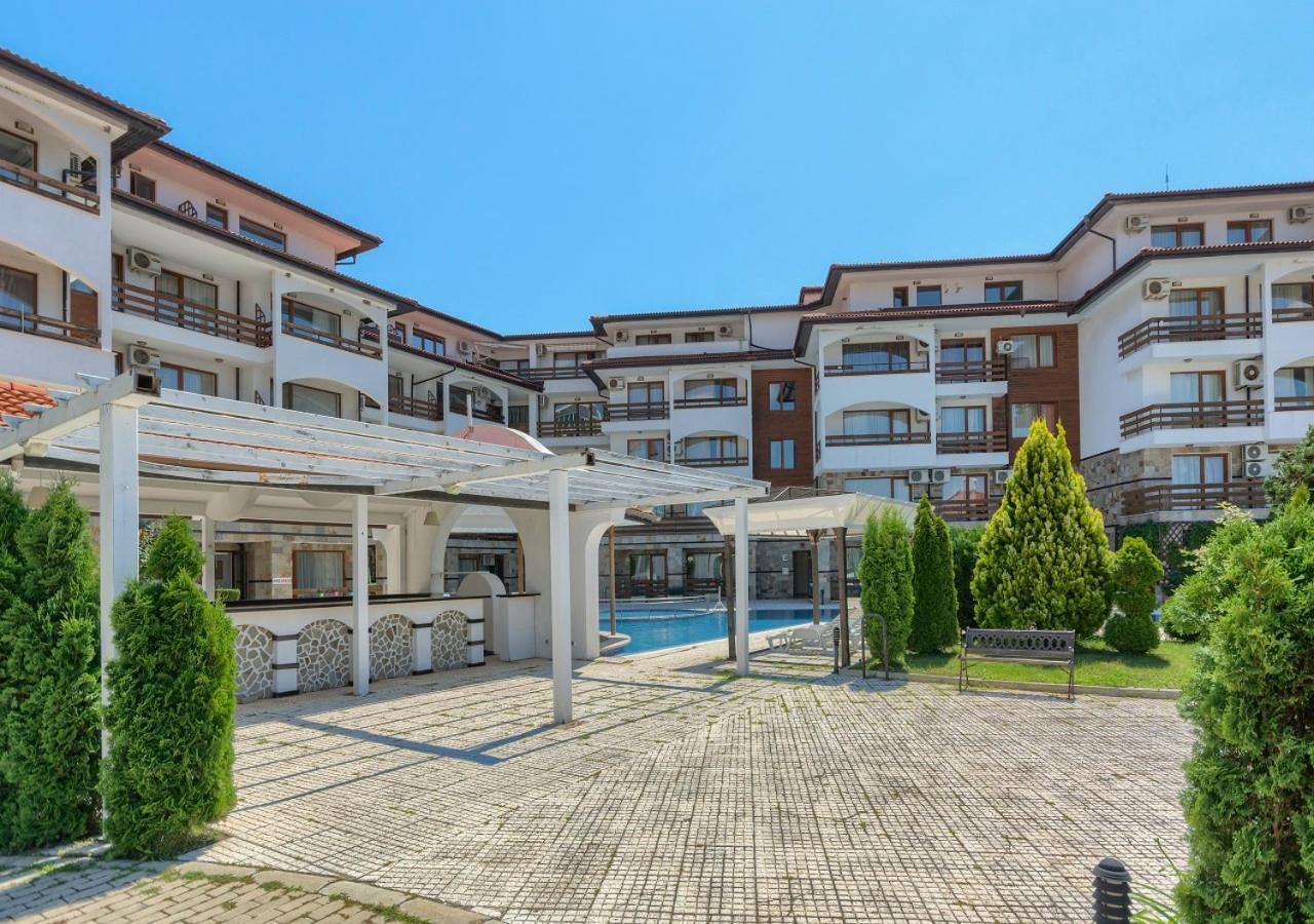 Robinson Beach Apartments Burgas-provinsen Eksteriør bilde