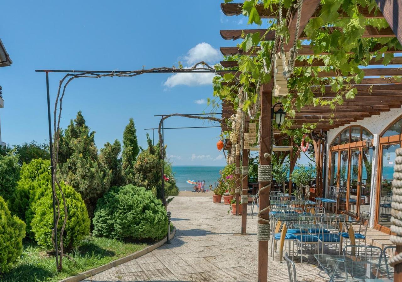 Robinson Beach Apartments Burgas-provinsen Eksteriør bilde
