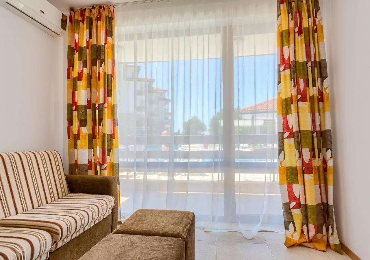 Robinson Beach Apartments Burgas-provinsen Eksteriør bilde