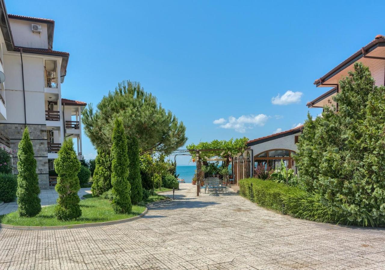 Robinson Beach Apartments Burgas-provinsen Eksteriør bilde