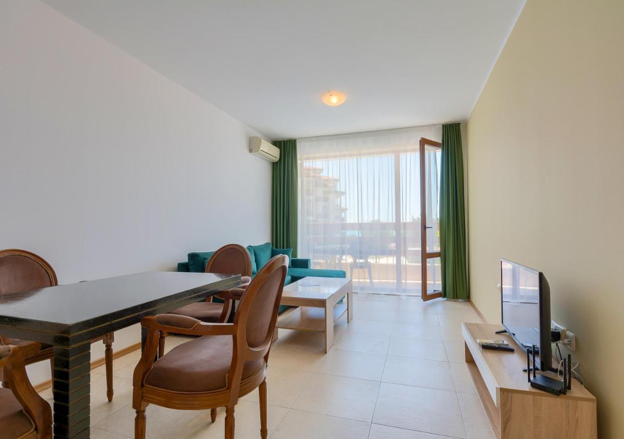 Robinson Beach Apartments Burgas-provinsen Eksteriør bilde