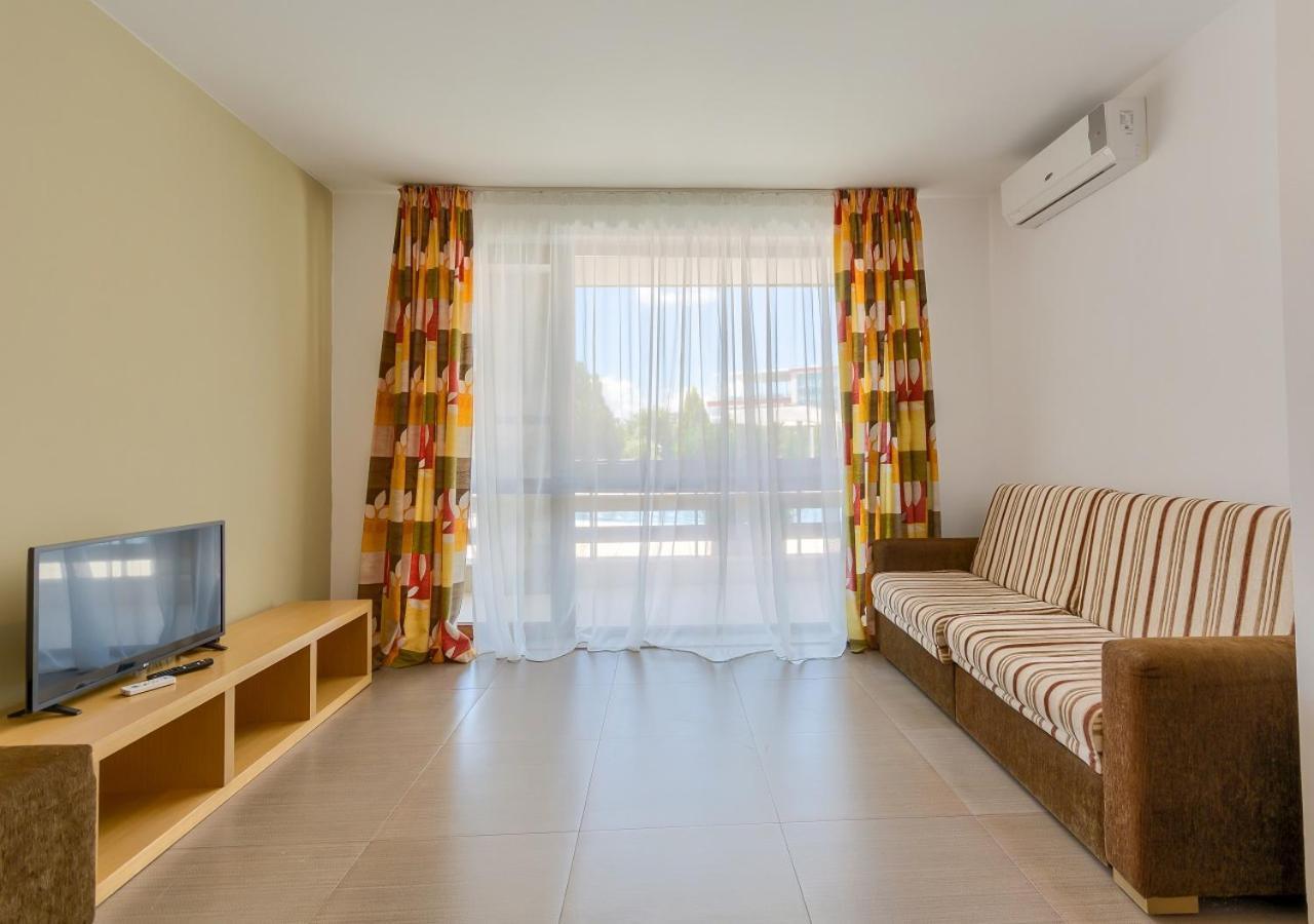 Robinson Beach Apartments Burgas-provinsen Eksteriør bilde