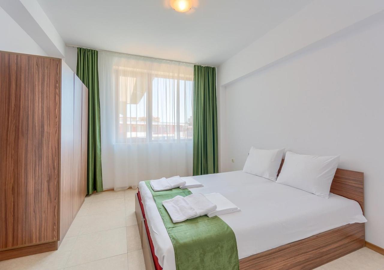 Robinson Beach Apartments Burgas-provinsen Eksteriør bilde