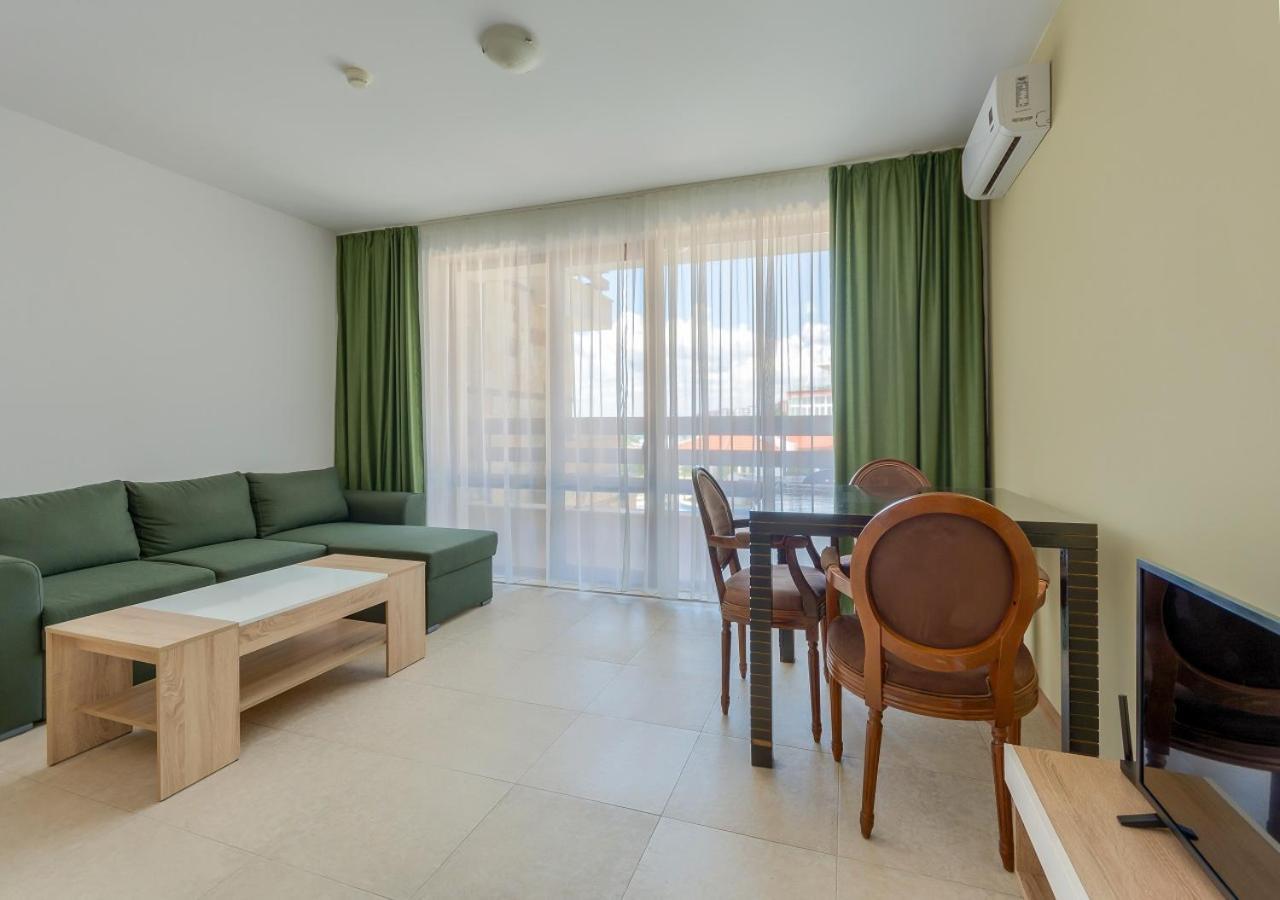 Robinson Beach Apartments Burgas-provinsen Eksteriør bilde